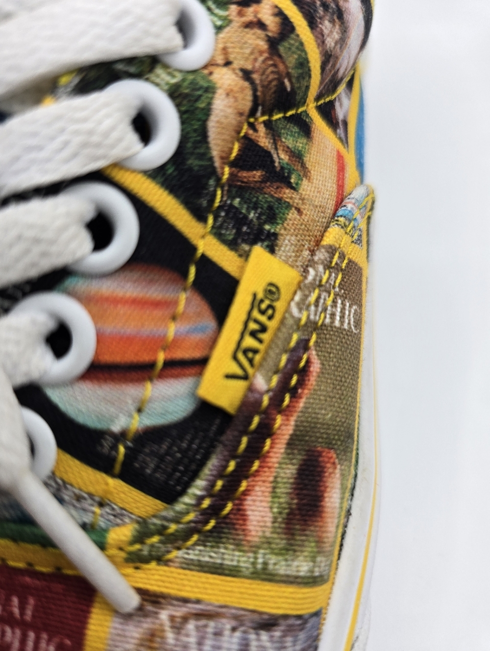 Vans + National Geographic Colab Lace Up Sneakers. Ladies 9. Mens 7.5 - Picture 4 of 12